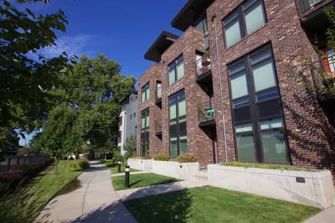 View 275 Town Home