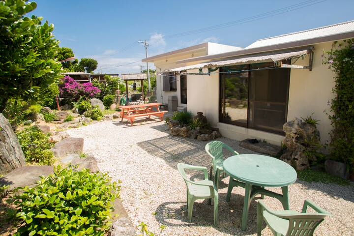昔ながら温もり残る 沖縄の古民家 南国植物に囲まれたお庭でbbqもどうぞ Houses For Rent In Uruma Shi Okinawa Ken Japan 昔ながら温もり残る 沖縄の古民家 南国植物に囲まれたお庭でbbqもどうぞ Houses For Rent In Uruma Shi Okinawa Ken Japan