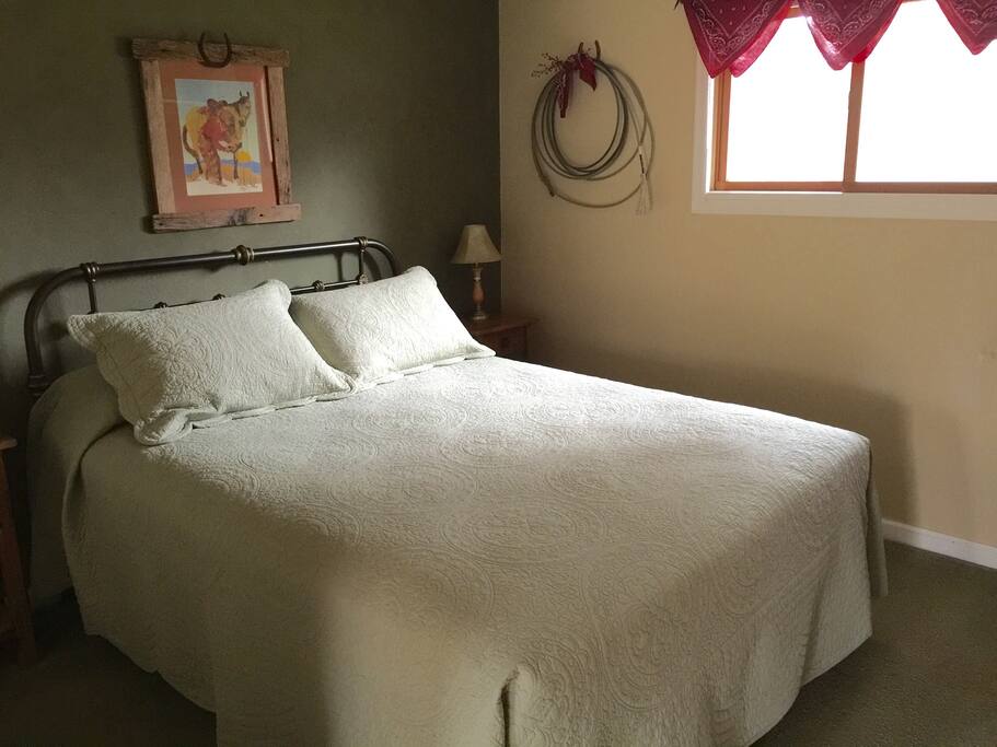queen bed