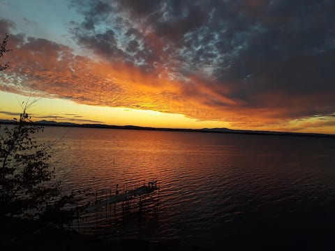 Beautiful VT Cottage, Lake Champlain, Milton VT