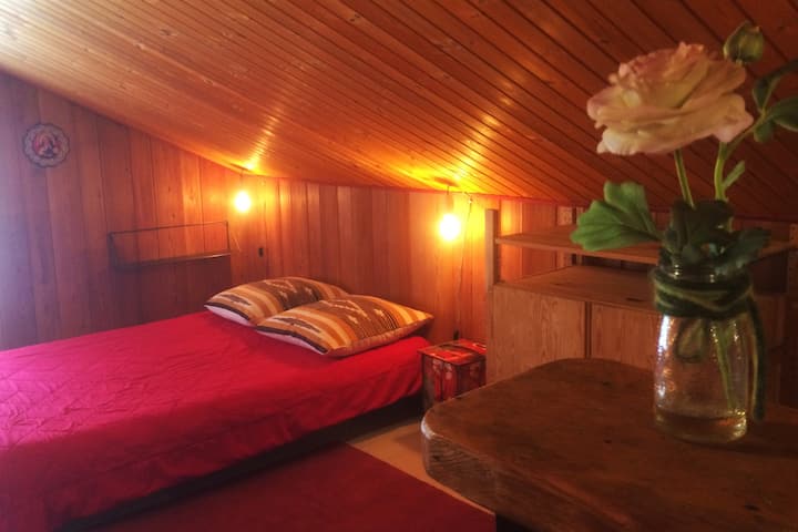 Cervinia , romanticstudio. Free WiFi.