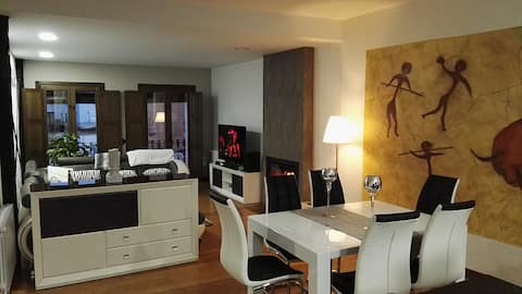 Popular Airbnb listing: Gran Apartamento Turistico Sir Galahad in Cáceres