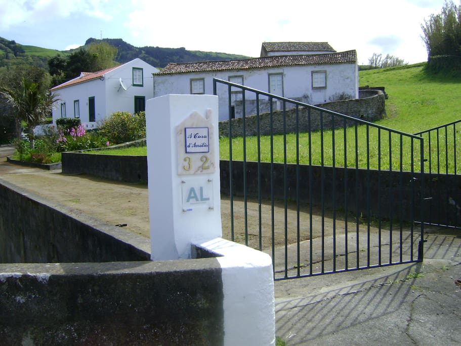 Entrada para o alojamento