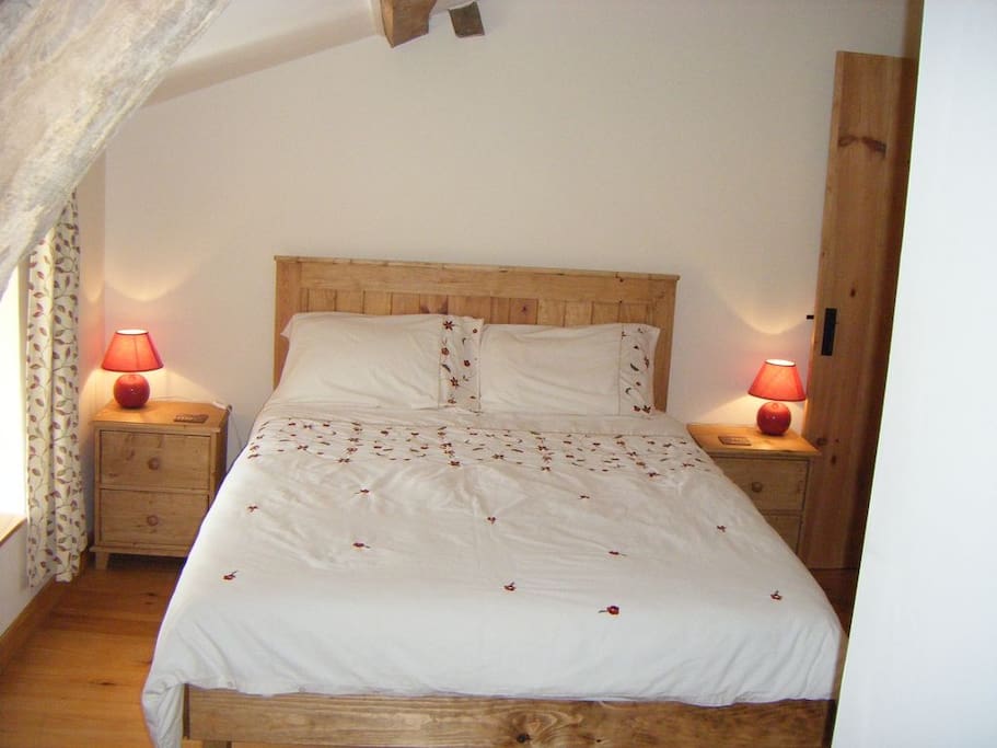 Main double bedroom