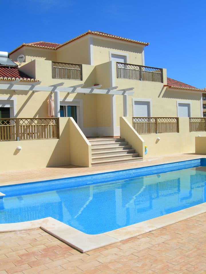 Villa Cerro Azul B&B Algarve Bed & breakfasts te Huur in Olhão