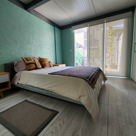 Hermosa Casa Azul en el corazón de la colonia Roma gallery image 5