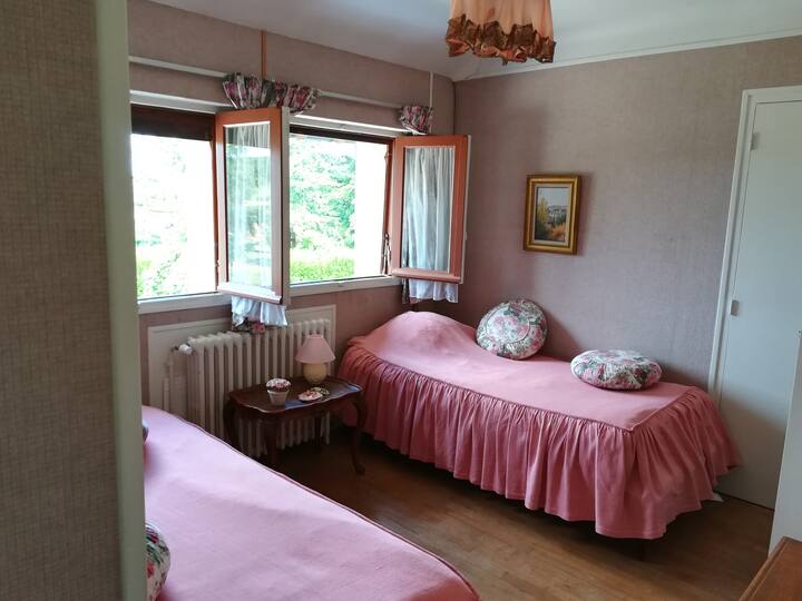 Chumba cha kujitegemea kilicho ghorofani