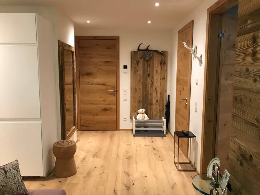 Vorraum mit Garderobe