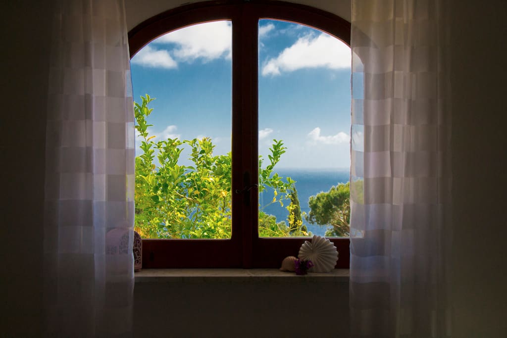 do you ever had your bedroom with a sea view?