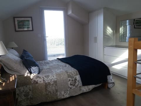 Bay View Cottage, Le Val St Pere