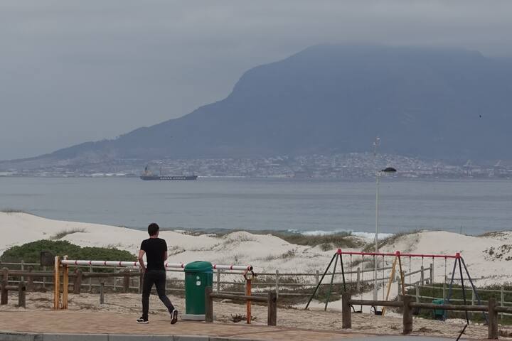 Ground Floor Seaview gallery image 3