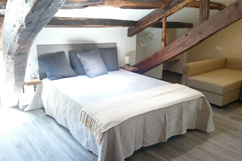 Cama Apartamento Buhardilla