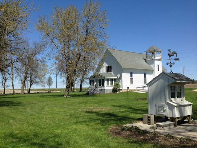 Elliott's Burr Oak Church  (Closed/CV19)