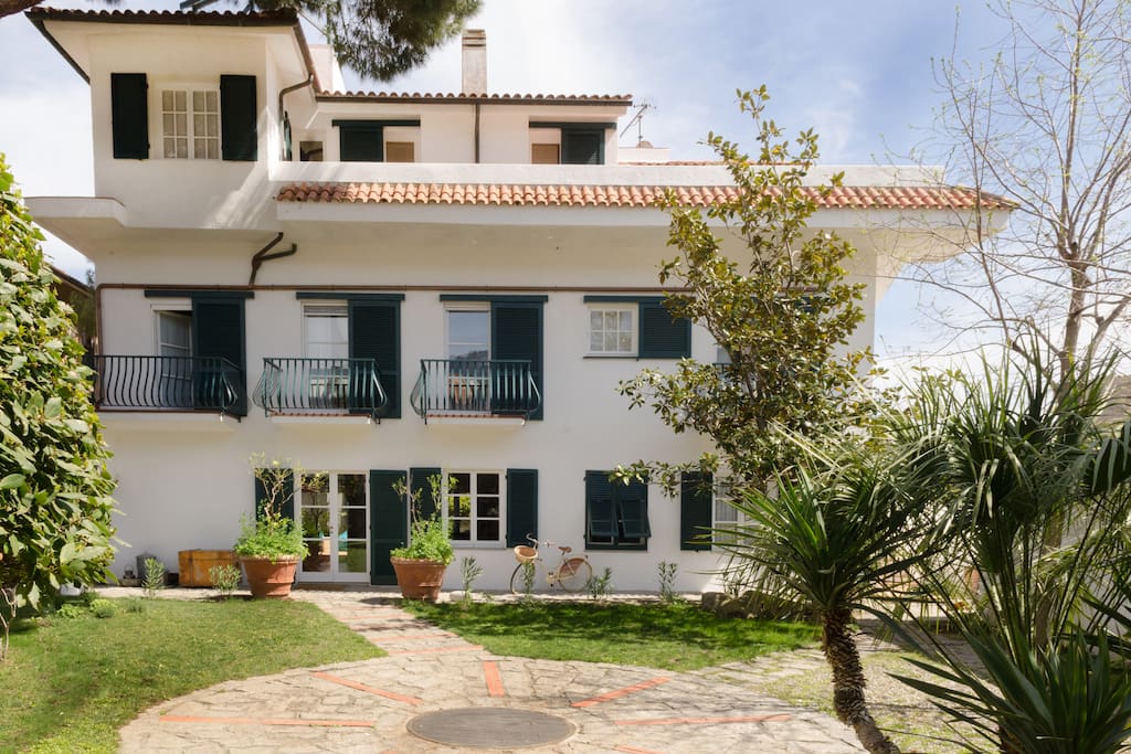 villa che ospita la casa