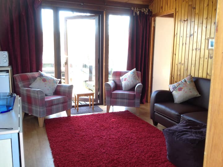 Cosy Cabin With Open Views Of Loch Awe. - Scotland