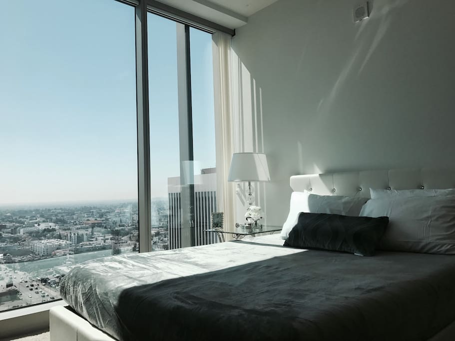 Bedroom w/ view of Downtown LA