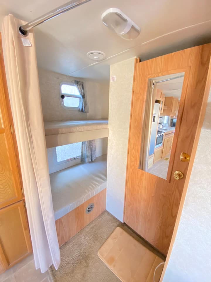 غرفة النوم 2