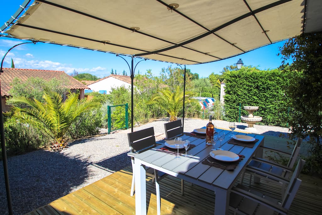 exterior dining area