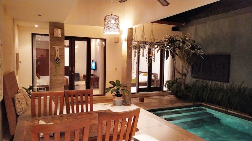 Pleasant Private Villa, 9 min to the beach