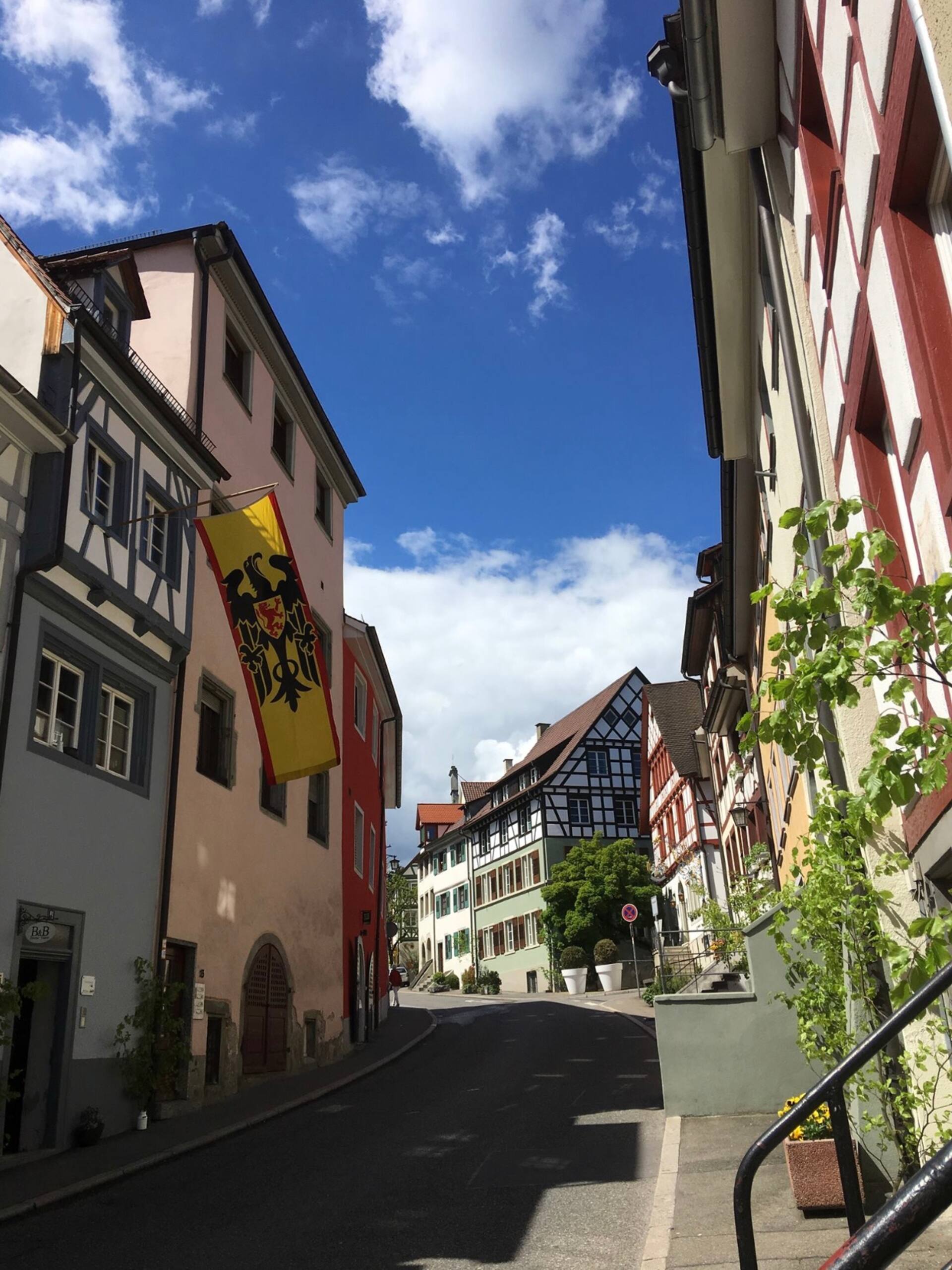 Apartment (2nd floor) - IN THE BLUE COTTAGE - Überlingen