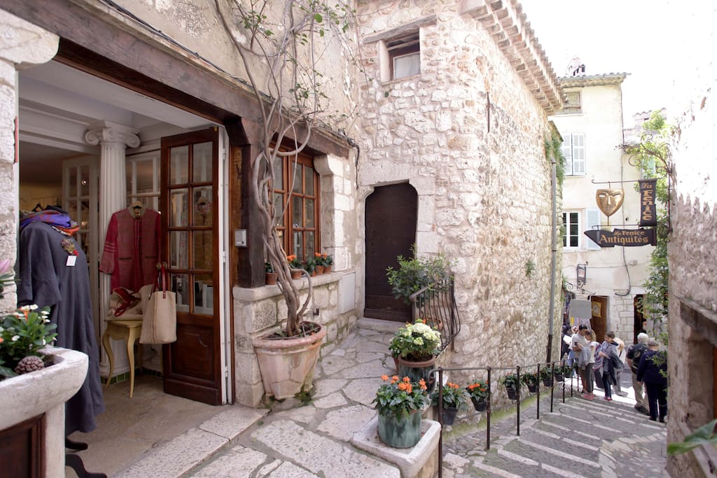 Maison pittoresque St Paul de Vence - Guest houses for ...