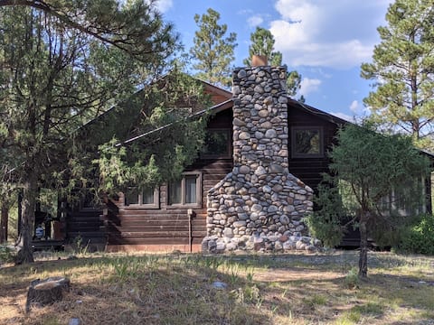 Hummingbird Lodge -Chama's beautiful Brazos Canyon