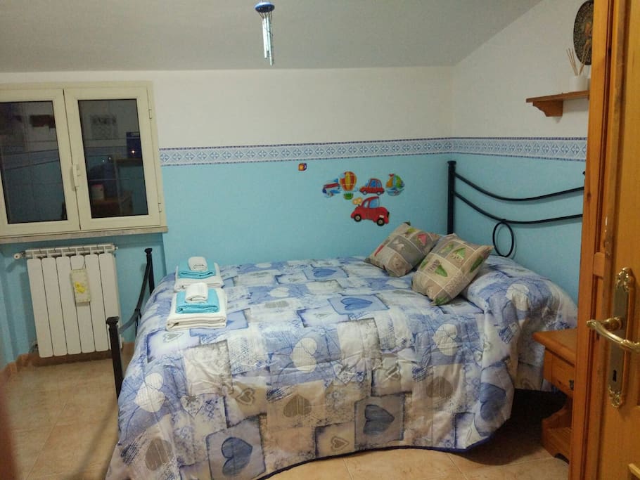 Camera con letto 1 piazza 1/2