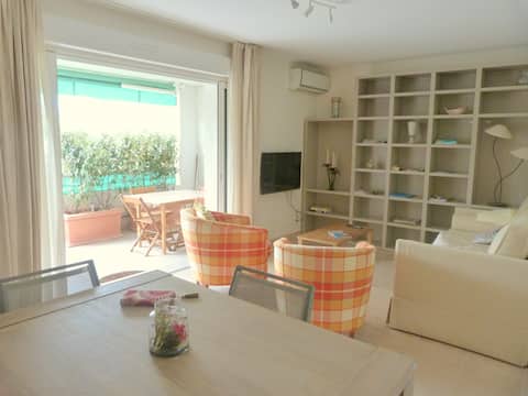 Annonce Airbnb populaire: T3 RECENT- AIR CONDITIONED IN SAINT FLORENT à Saint Florent