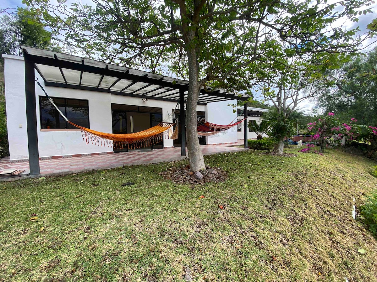 Quinta Vacacional en el Valle de Yunguilla Talot vuokrattavaksi in