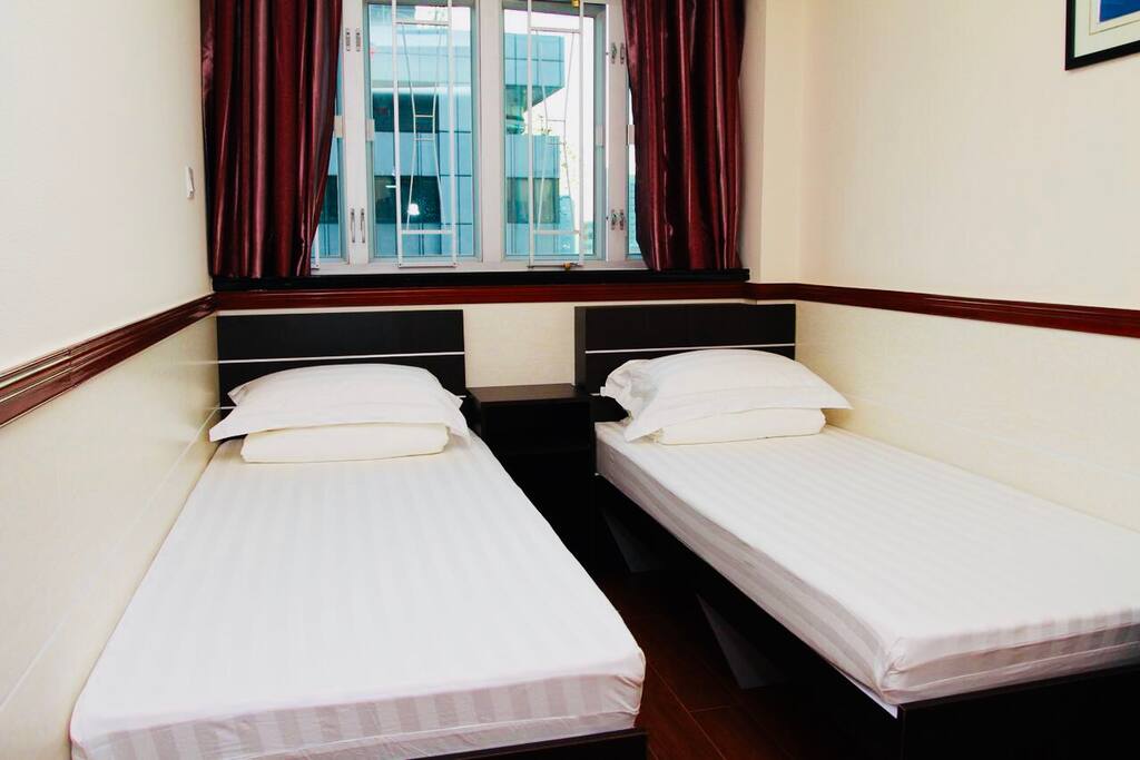 Standard Twin Room
