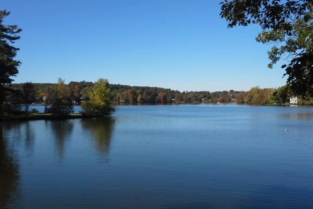 Lakeside Relaxation and kayaking Houses for Rent in Valatie, New York