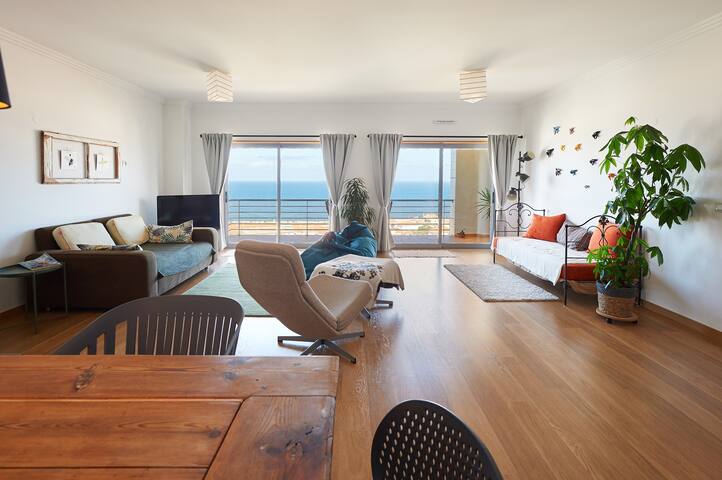 SEAFRONT ERICEIRA APARTMENT