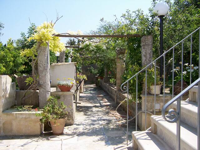 Villa Basiliani gallery image 2