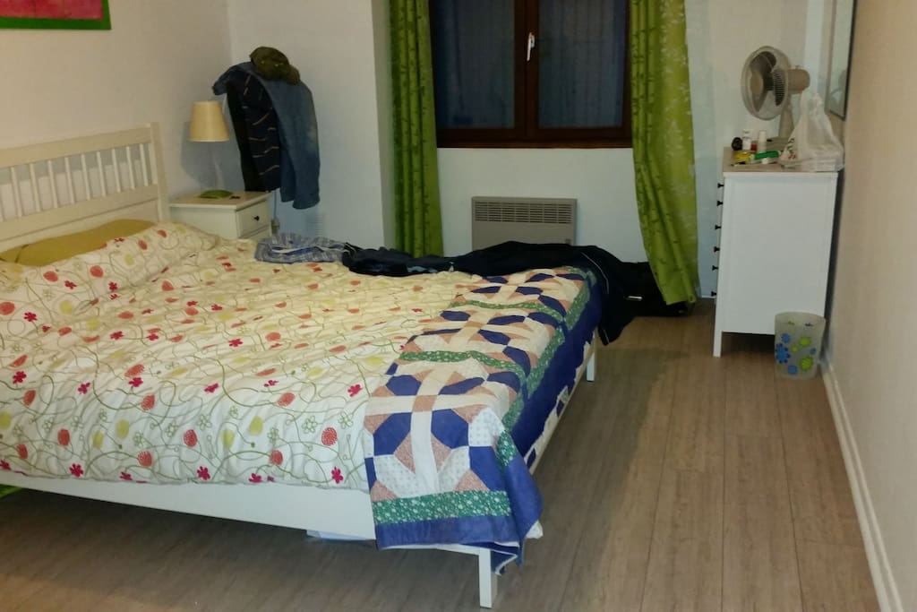 Guest Room 2 - Double bed