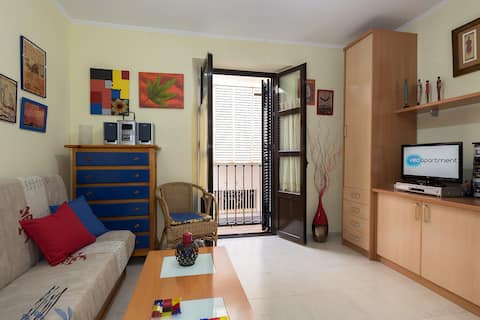 Anuncio de Airbnb popular: Children en Sevilla