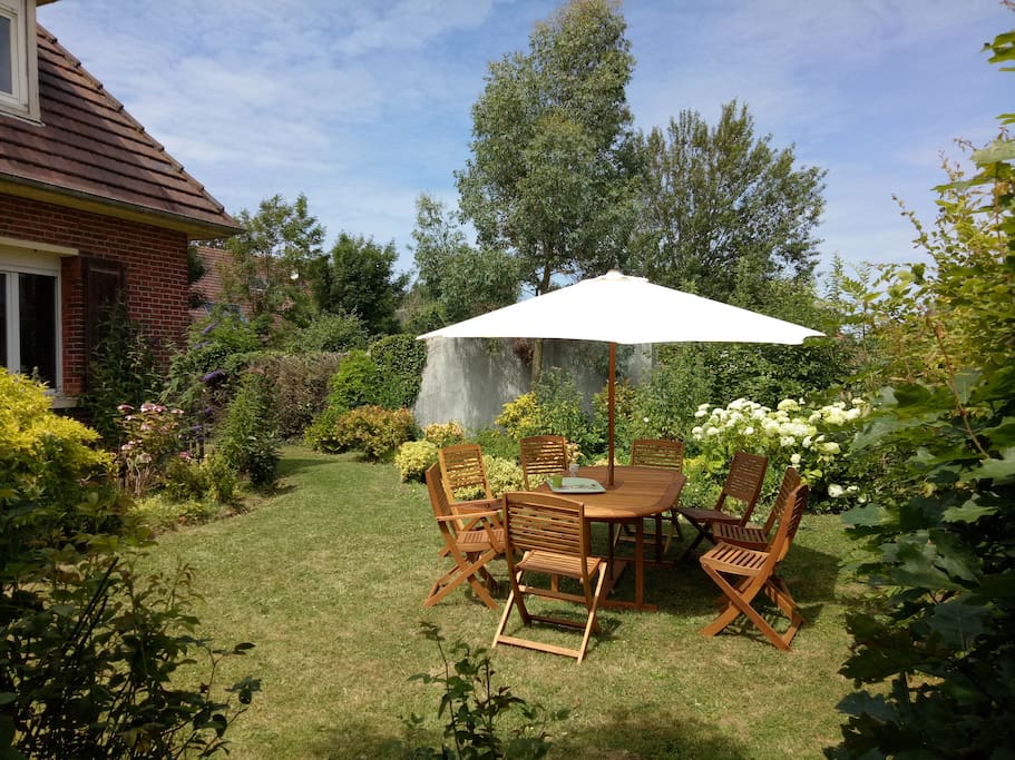 Espace détente au jardin.