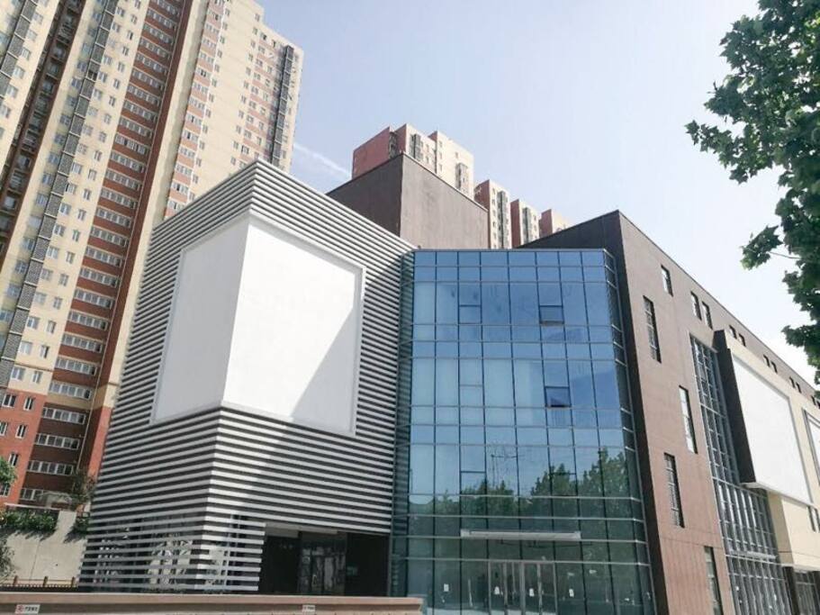 小区大门