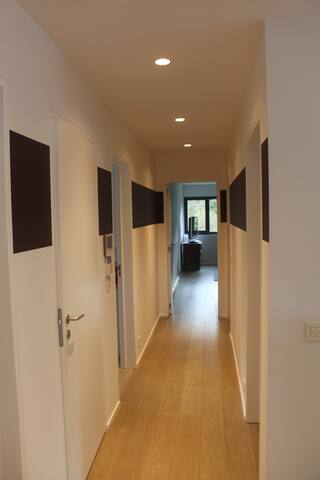 Maison Contemporaine au calme dans la verdure gallery image 4