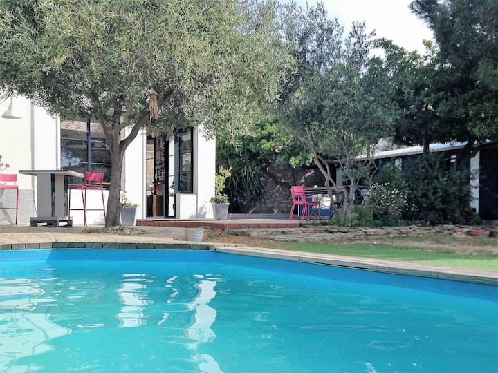 Villa Bord De Mer Avec Piscine - Marseille