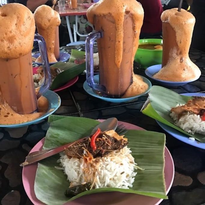 Nasi Dagang Atas Tol 2
Teh Tarik Madu & Nasi Dagang Tersohor.
