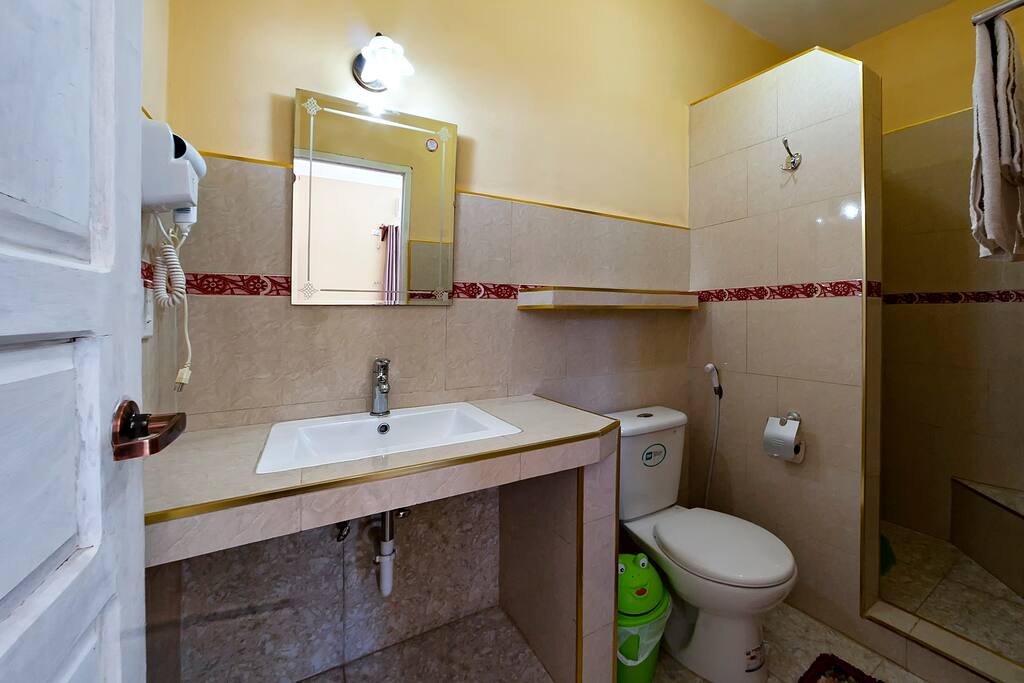 Baño de habitación 4