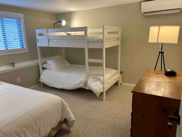 Krevate marinarë për të maksimizuar kapacitetin e fjetjes për familjet më të mëdha