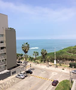 Barranco Excelente ubicación con vista al mar