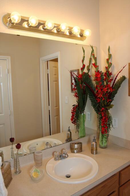 First bedroom - vanity.