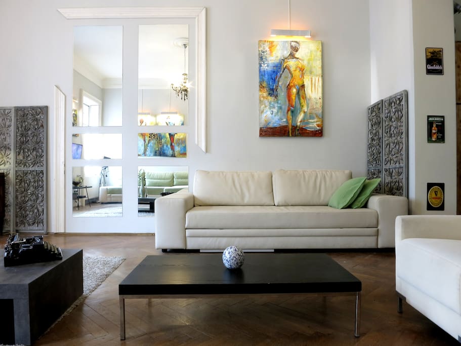 Budapest Loft Story- Huge 53 sqm living room, with two large sofas-beds . Until nine adults!