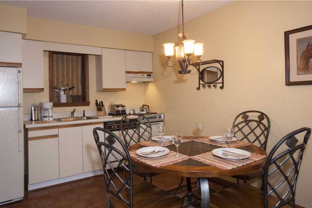 Dining Room/Kitchen