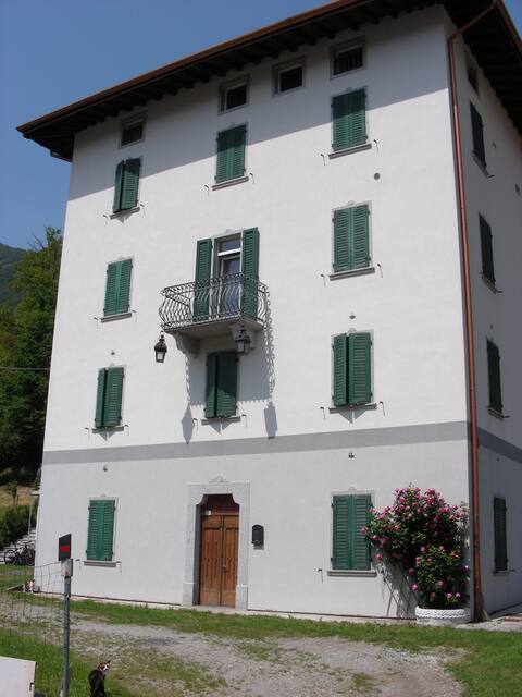 Private apartment with green surroundings