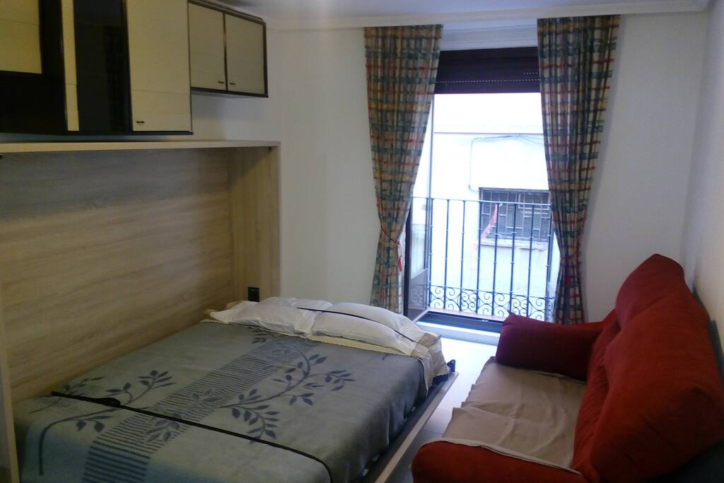 Double bed 1m x 35cm