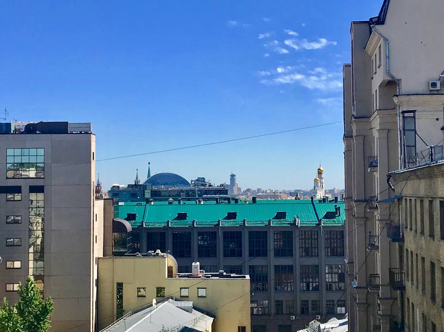 Balcony with the Kremlin view