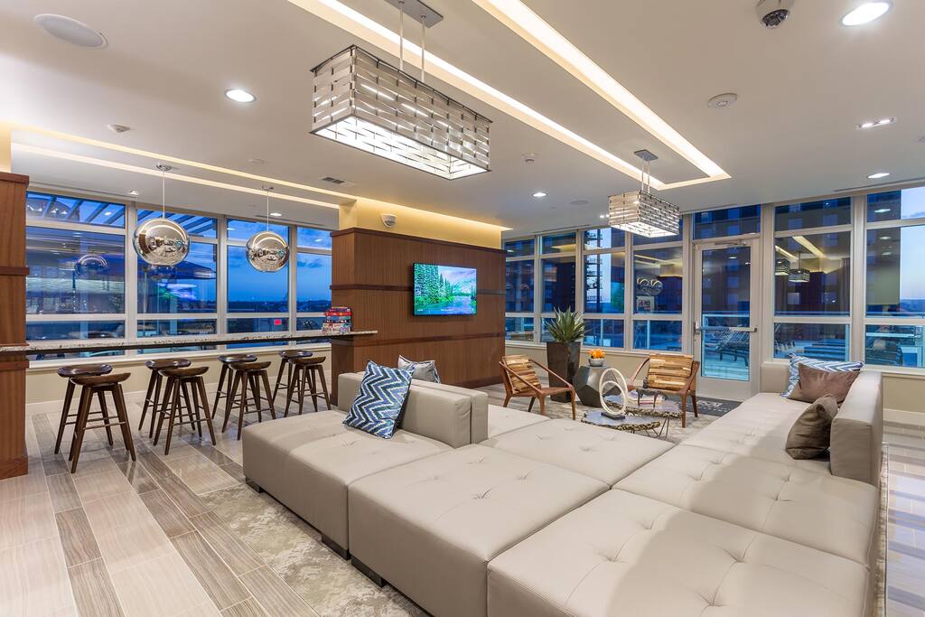 Club Room